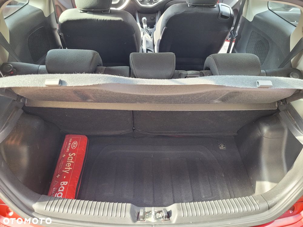 Kia Picanto 1.0 L - 10