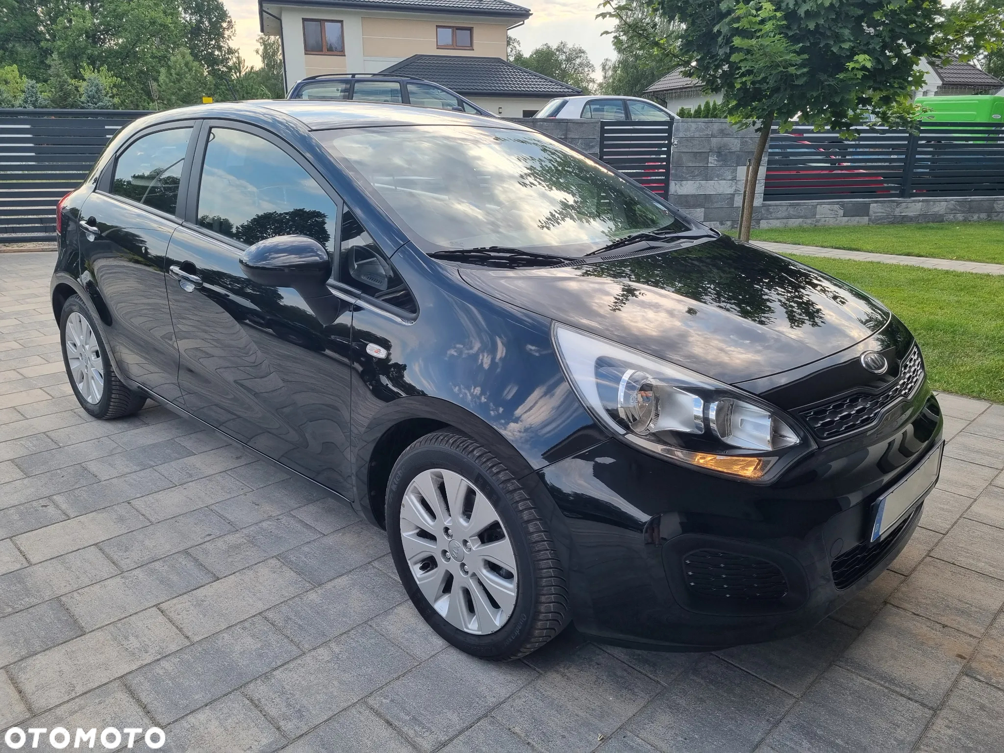 Kia Rio 1.2 Dream-Team Edition - 4
