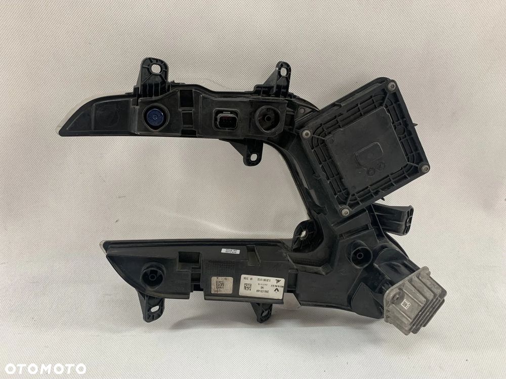 Renault Captur I FL 17r Halogen prawy  Lift 2017 - 2