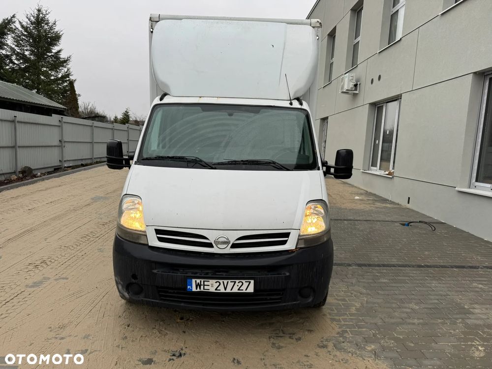 Nissan Interstar - 2