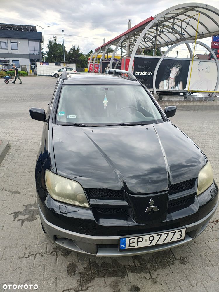 Mitsubishi Outlander 2.0 Comfort 4WD - 2
