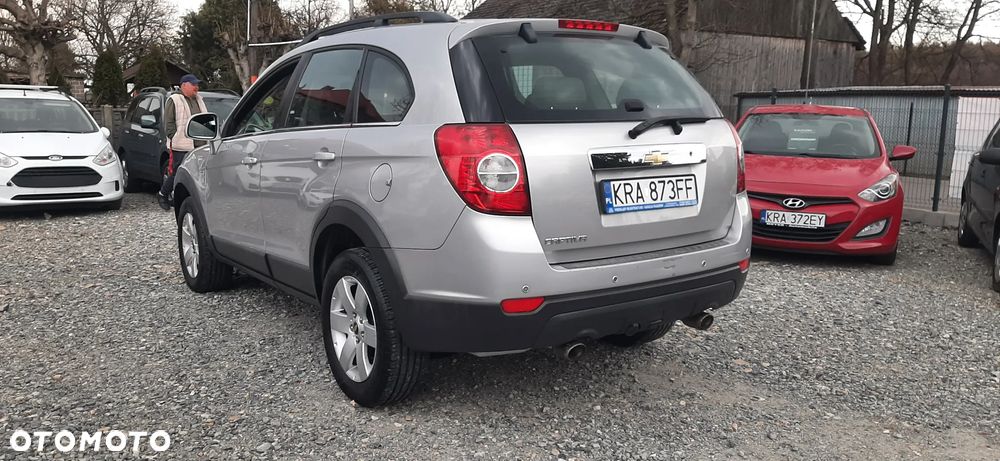 Chevrolet Captiva 2.4 2WD 7 Sitzer LS - 14