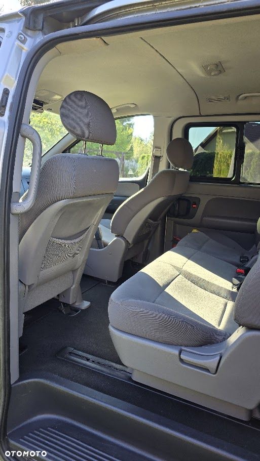 Hyundai H-1 - 12