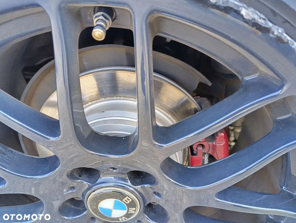 BMW Seria 3 325i xDrive - 11