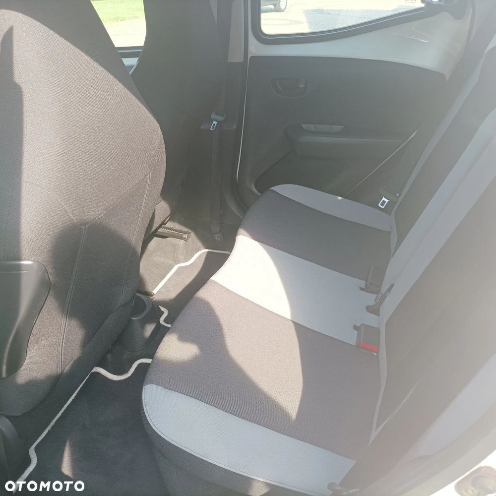 Toyota Aygo 1.0 VVT-i Sprint EU6 - 7