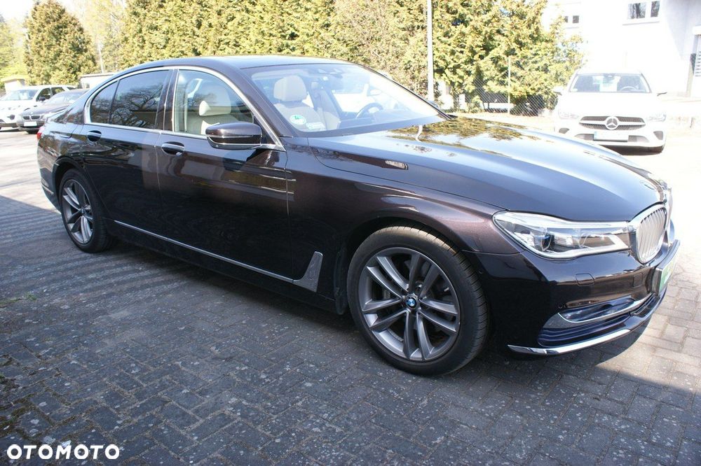 BMW Seria 7 - 20