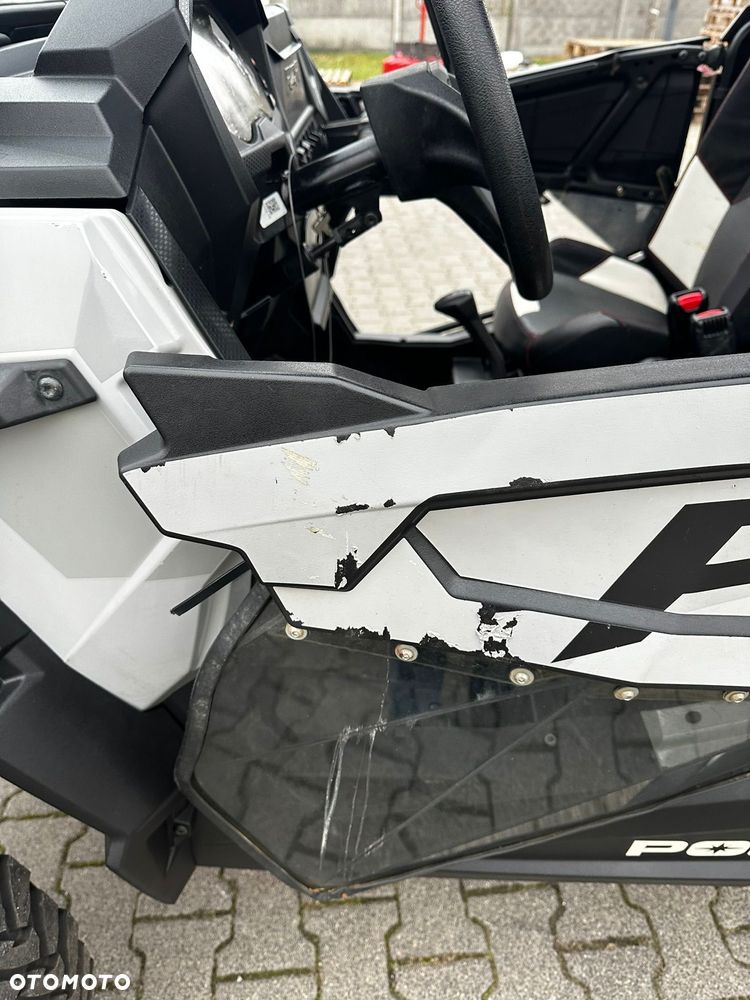 Polaris RZR - 14