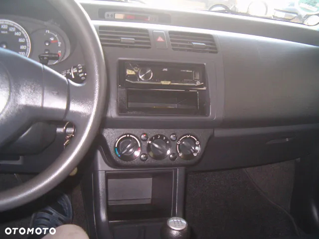 Suzuki Swift - 20