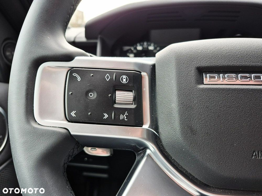 Land Rover Discovery 3.0 D250 mHEV S - 32