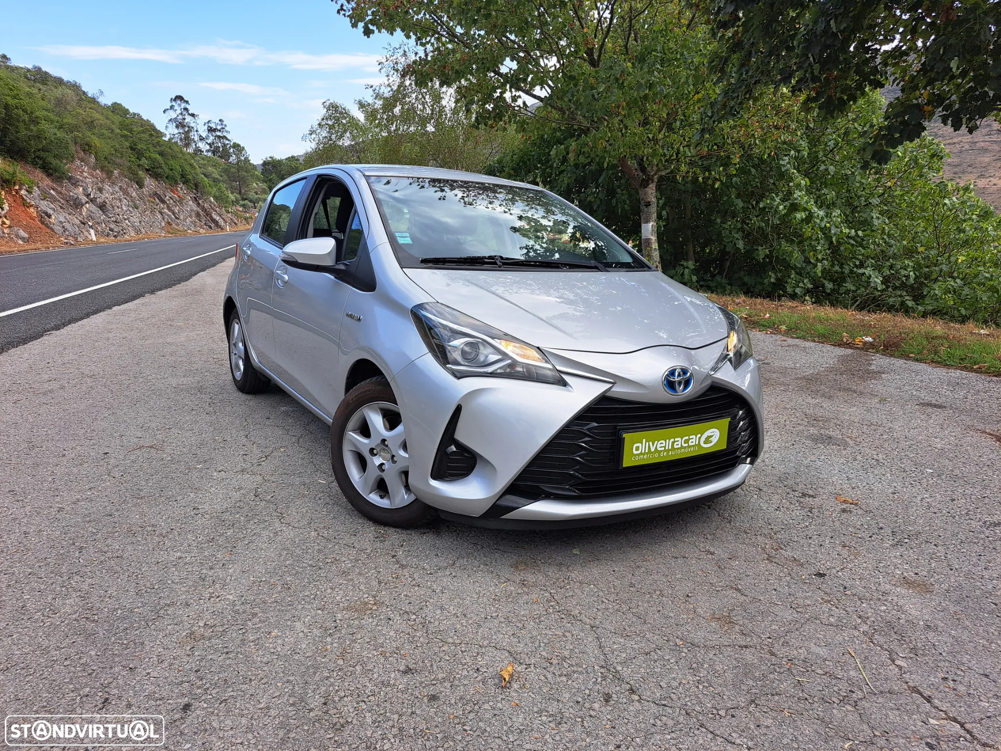 Toyota Yaris 1.5 HSD Comfort - 2