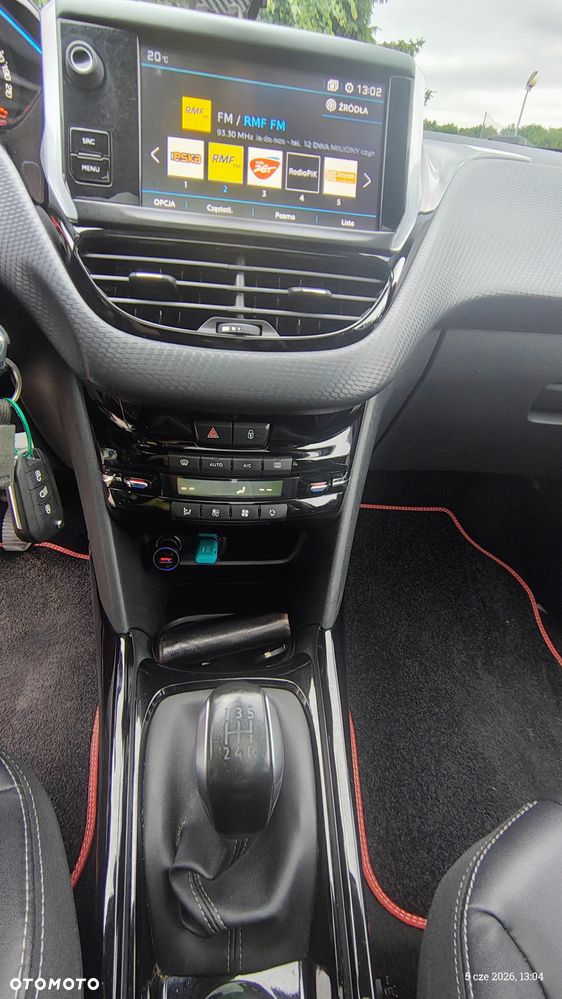 Peugeot 2008 1.2 Pure Tech GPF Allure S&S - 11
