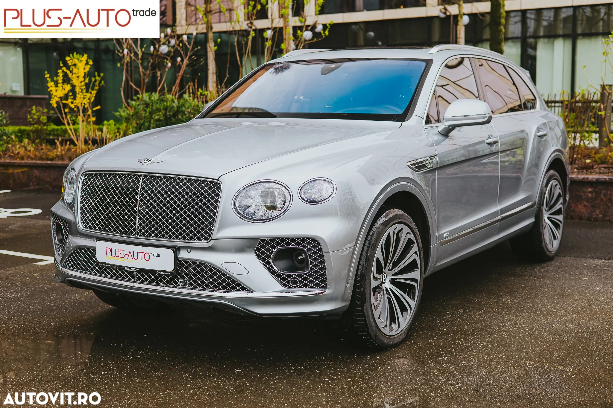 Bentley Bentayga - 3