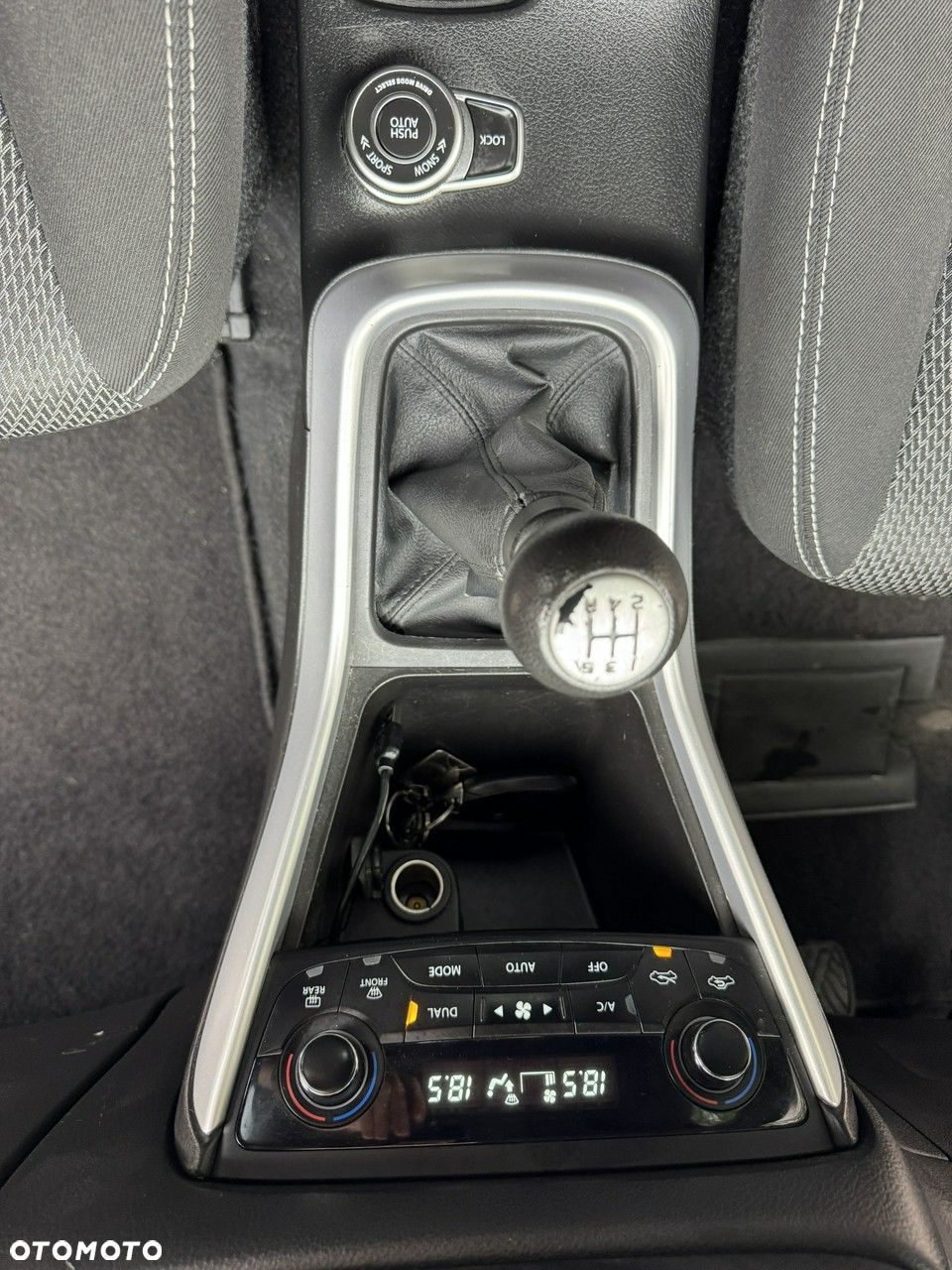 Suzuki SX4 S-Cross 1.6 Premium 4WD - 10