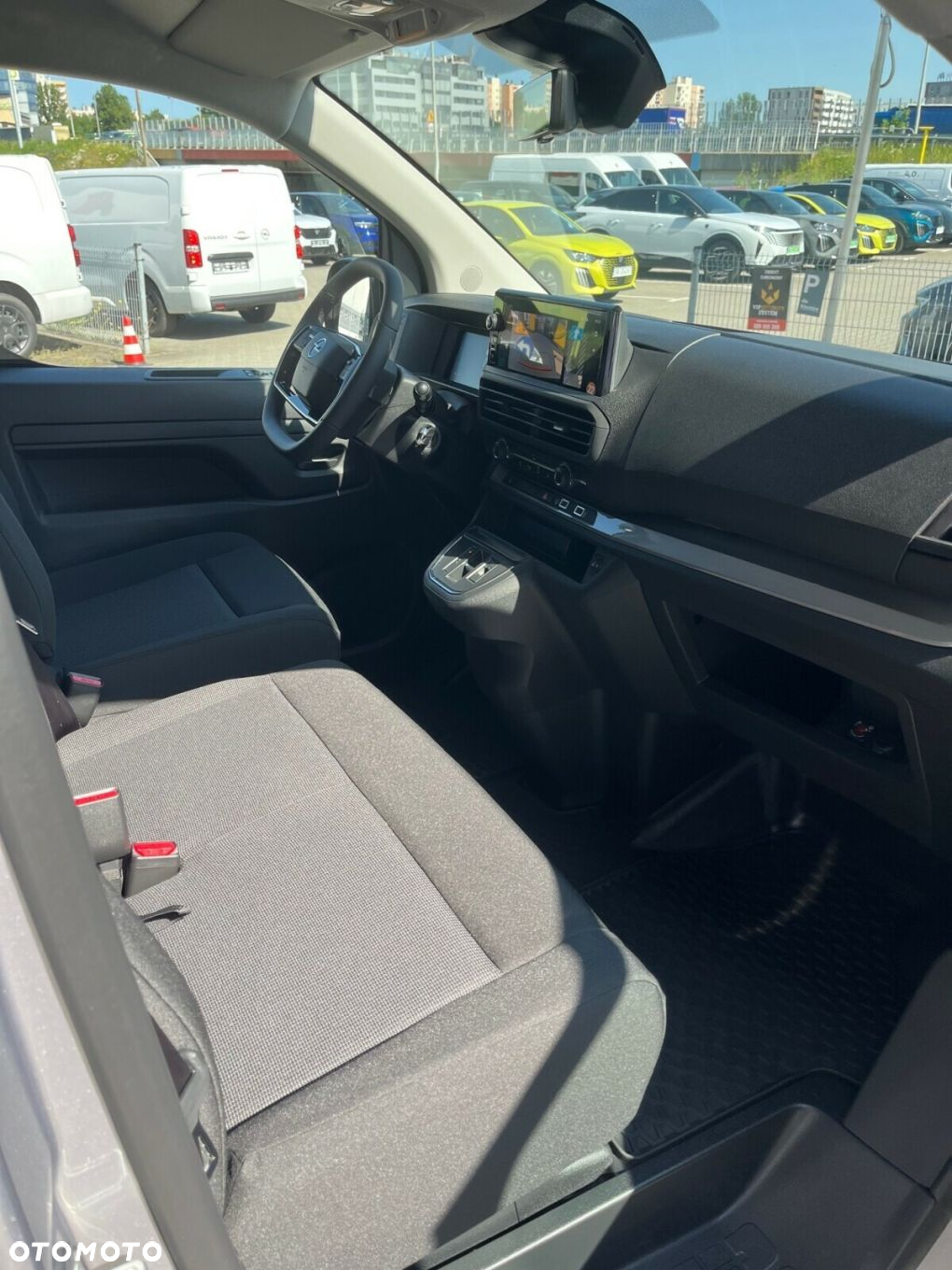 Opel Vivaro Furgon załogowy Extra Long 2.0TD 145KM AT8 - 8