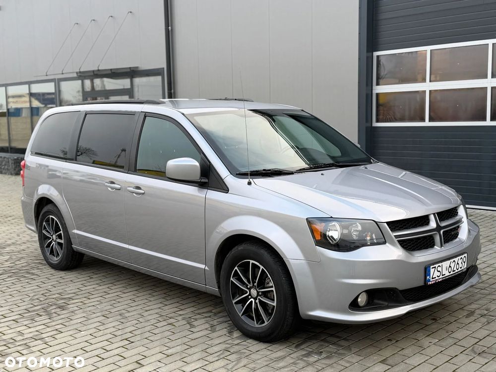 Dodge Grand Caravan 3.6 R/T - 32