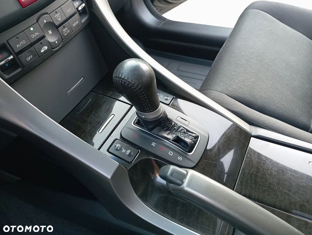 Honda Accord 2.0 Executive - 30