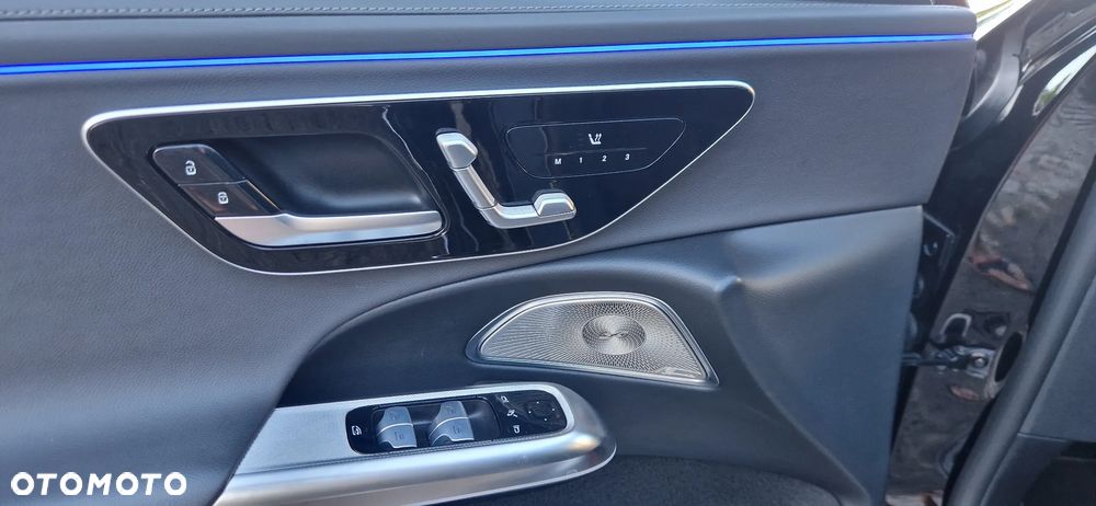 Mercedes-Benz Klasa E 220 d mHEV AMG 9G-Tronic - 22