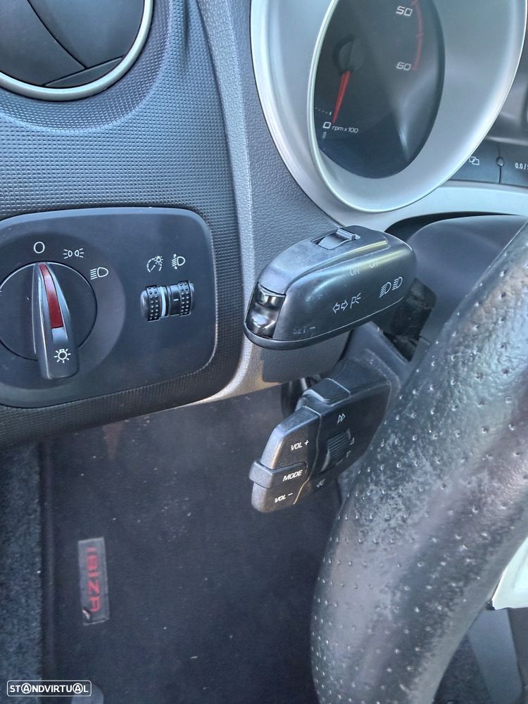 SEAT Ibiza 1.9 TDI Style DPF - 9