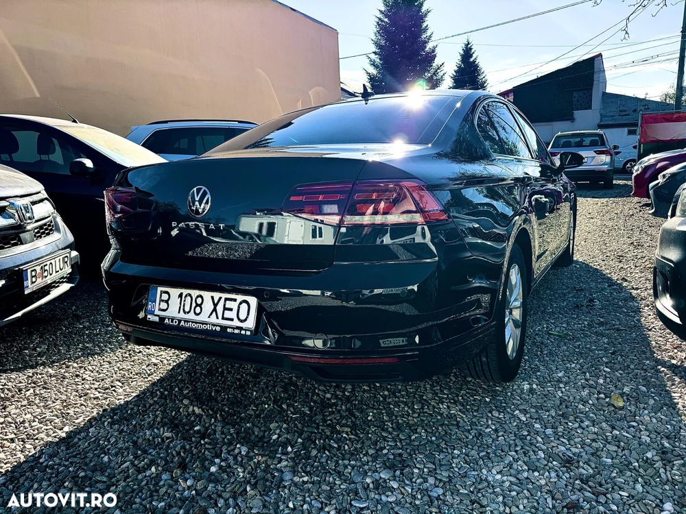 Volkswagen Passat 2.0 TDI DSG Comfortline - 3