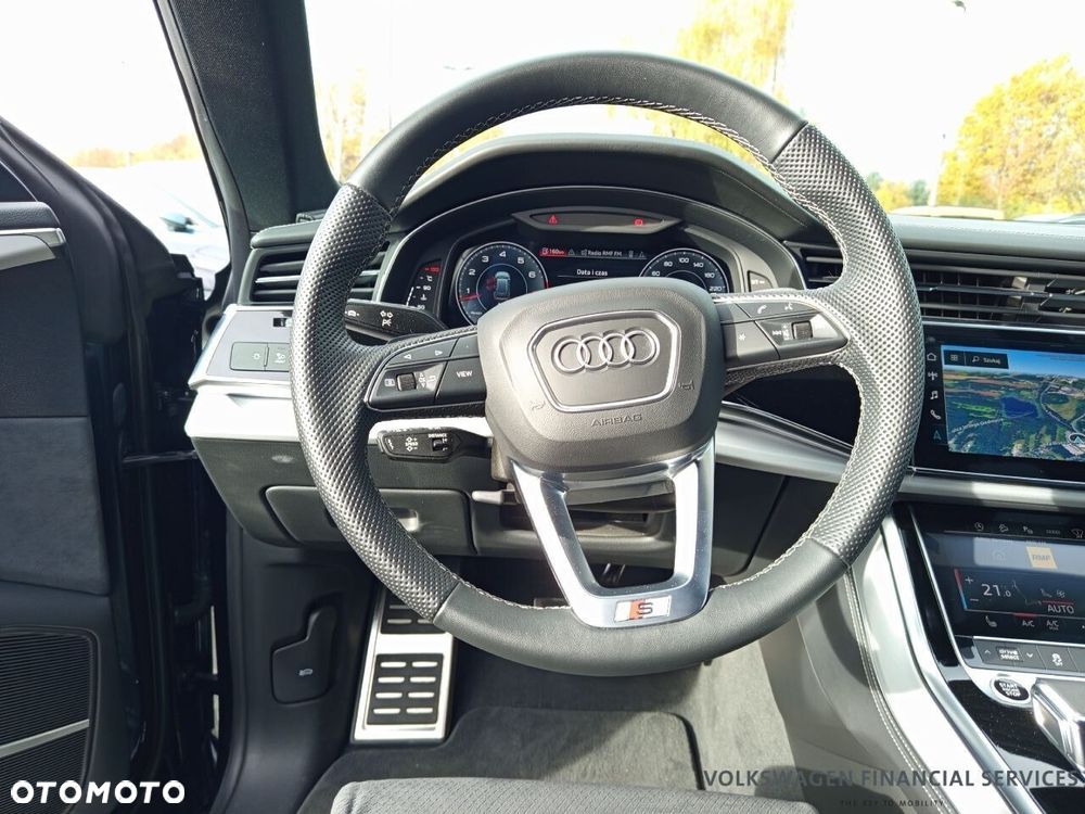 Audi Q8 - 10