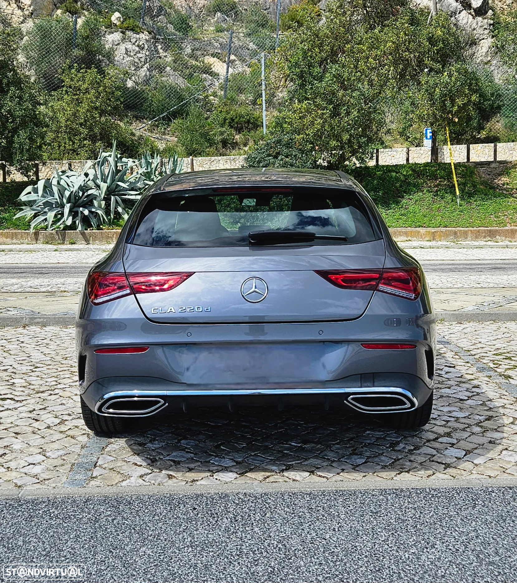 Mercedes-Benz CLA 220 d Shooting Brake AMG Line Aut. - 2