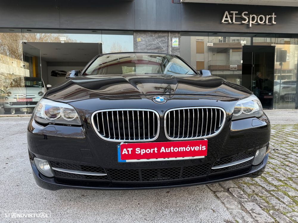 BMW 520 d Line Luxury Auto - 3