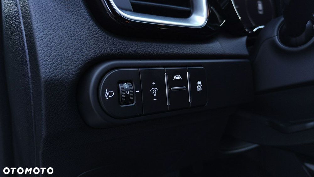 Kia XCeed - 10
