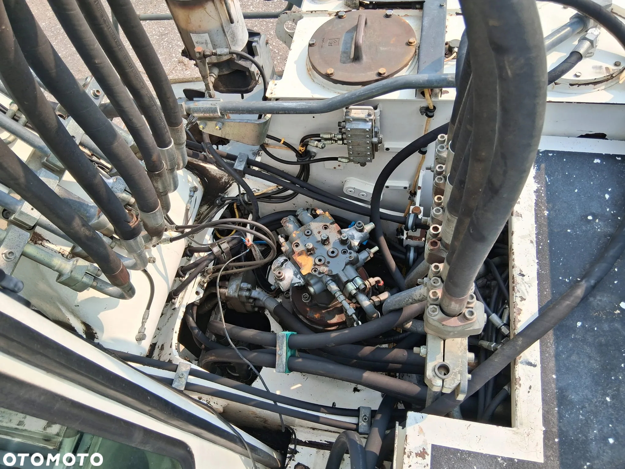 Liebherr R 914 B HDSL - 16