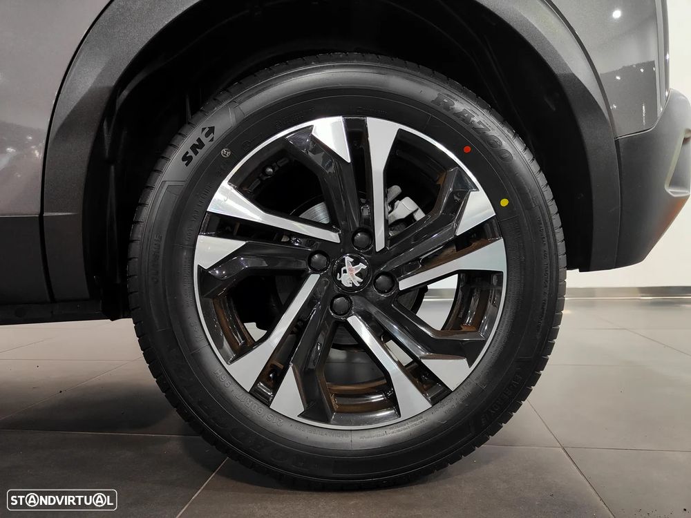 Peugeot 2008 1.2 PureTech Allure - 27