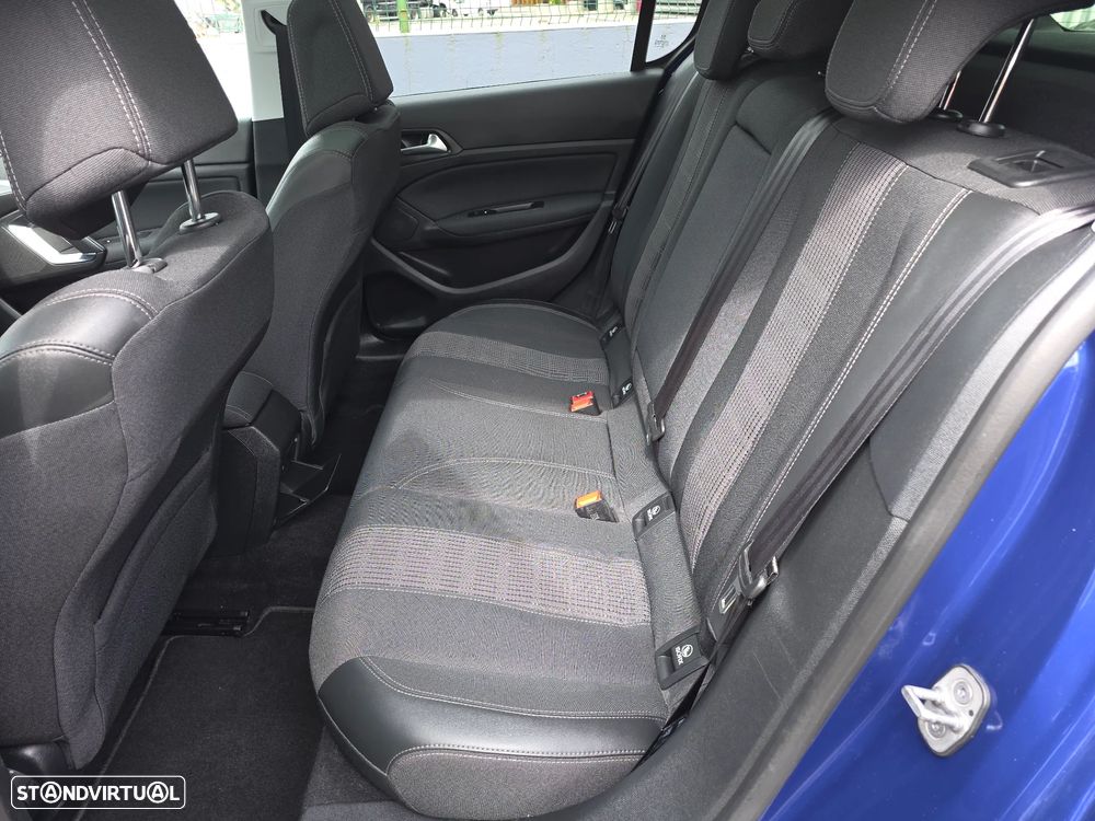 Peugeot 308 BlueHDi 130 Allure Pack - 36