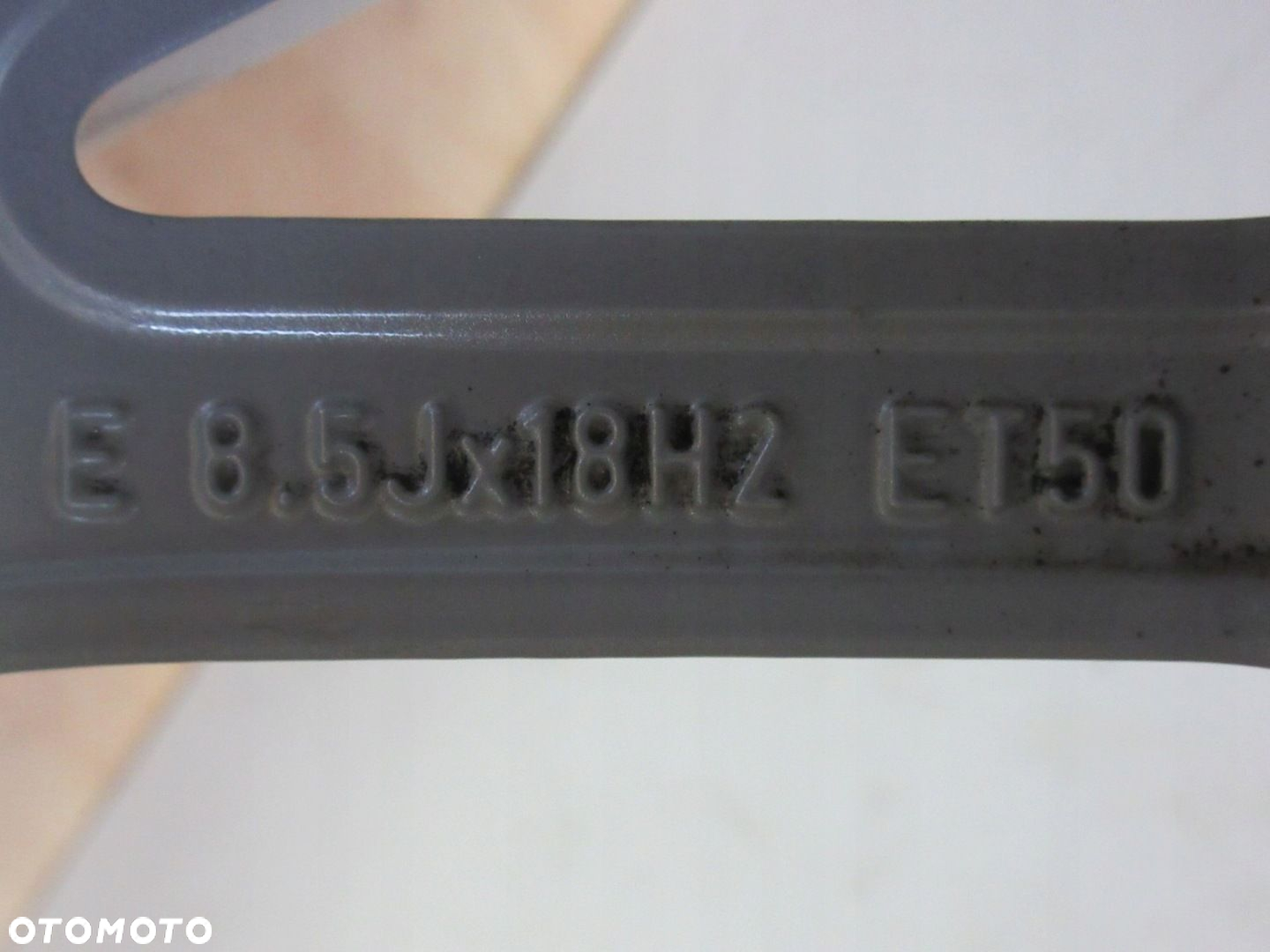 AUDI TT felga aluminiowa 18 cali 8S0601025D ET50 - 7