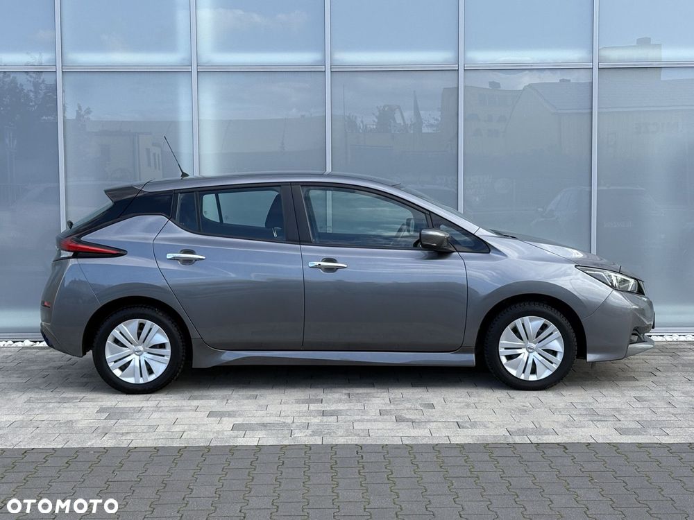 Nissan Leaf - 3
