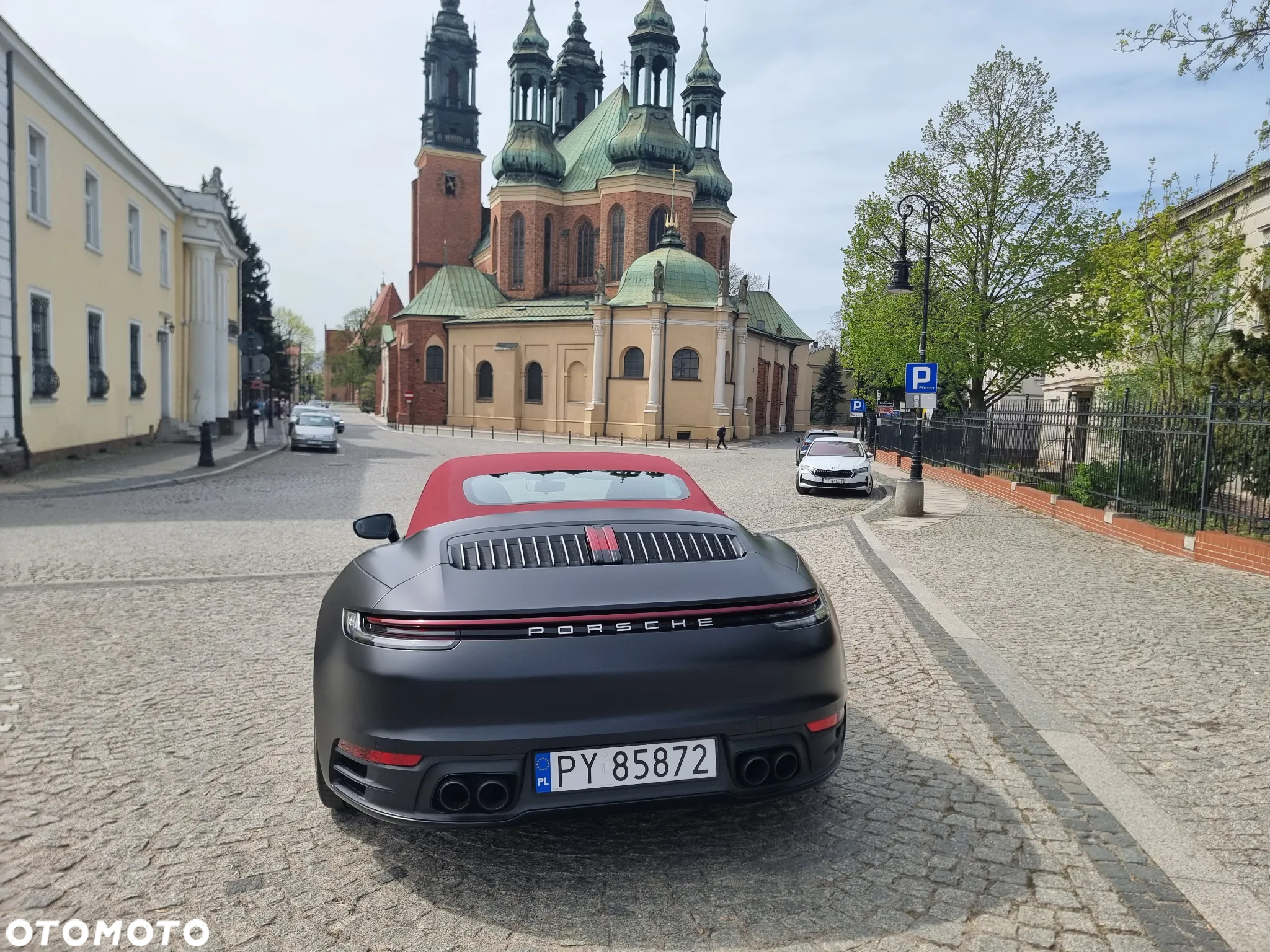 Porsche 911 Carrera 4S Cabrio - 4
