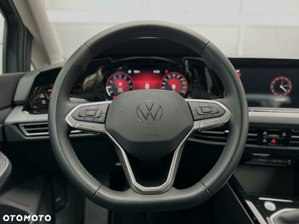 Volkswagen Golf VIII 1.5 TSI EVO Style - 25