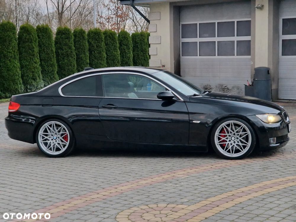 BMW Seria 3 330d - 18