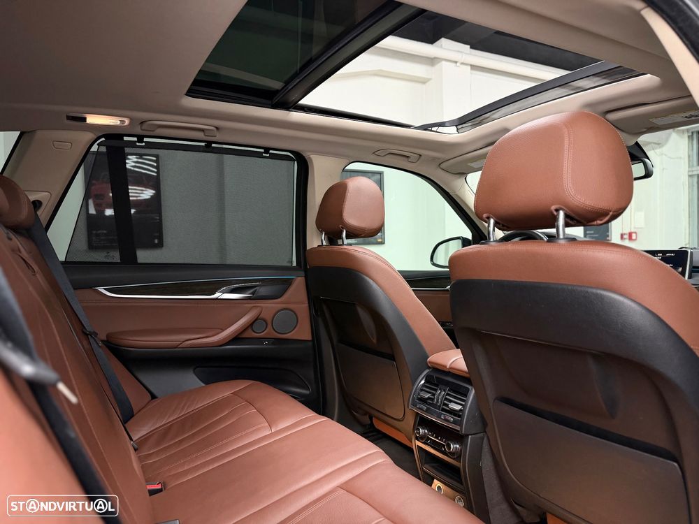 BMW X5 xDrive30d - 23