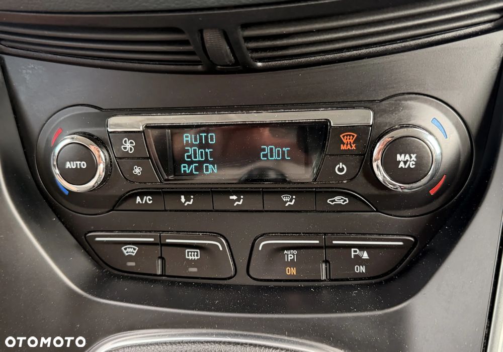 Ford Grand C-MAX 2.0 TDCi Titanium - 34