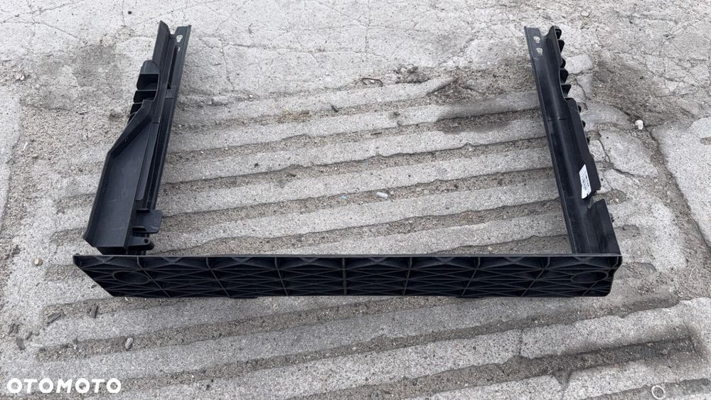 RAMKA OBUDOWA CHŁODNIC BMW E60 E61 7545866 - 2