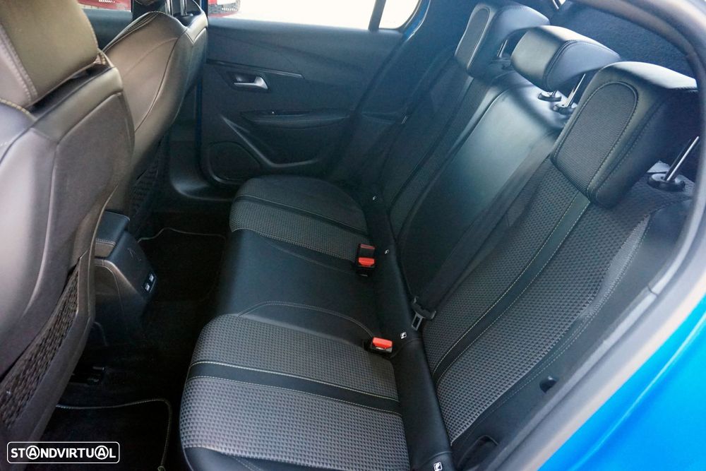 Peugeot e-208 50 kWh GT Line - 6