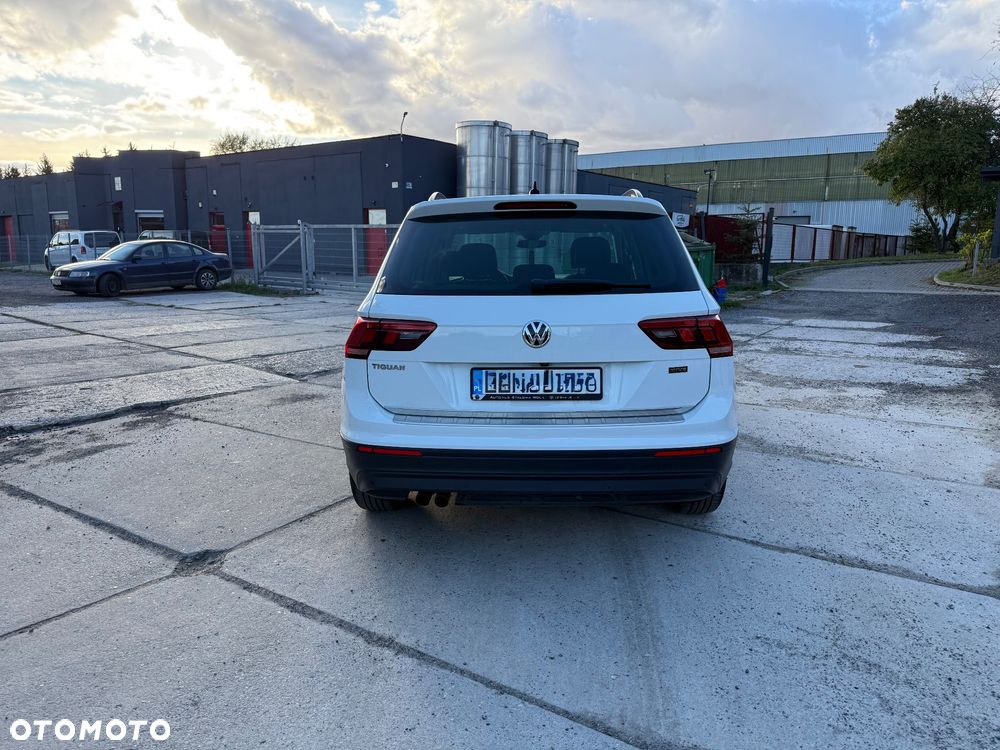 Volkswagen Tiguan 1.5 TSI EVO Comfortline DSG - 9