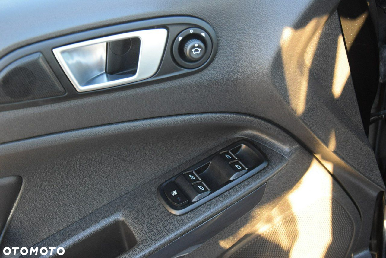 Ford EcoSport - 39