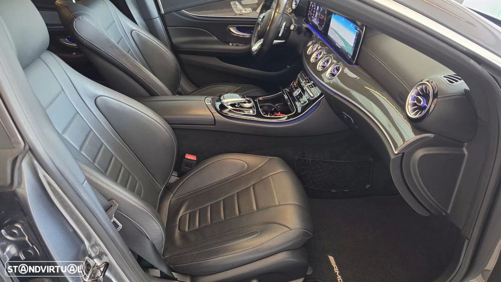 Mercedes-Benz CLS 300 d AMG Line - 53