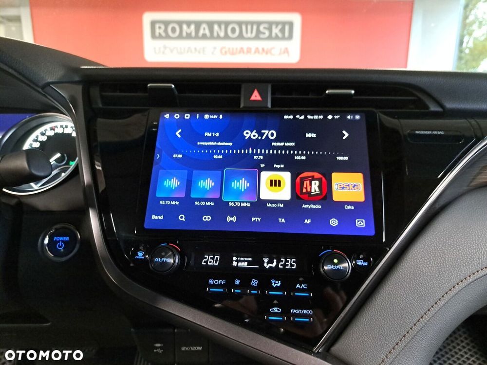 Toyota Camry 2019