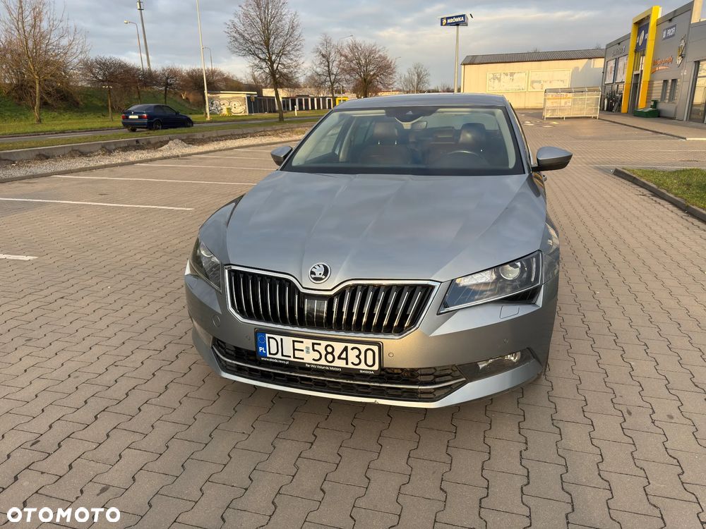 Skoda Superb 2.0 TDI L&K DSG - 3