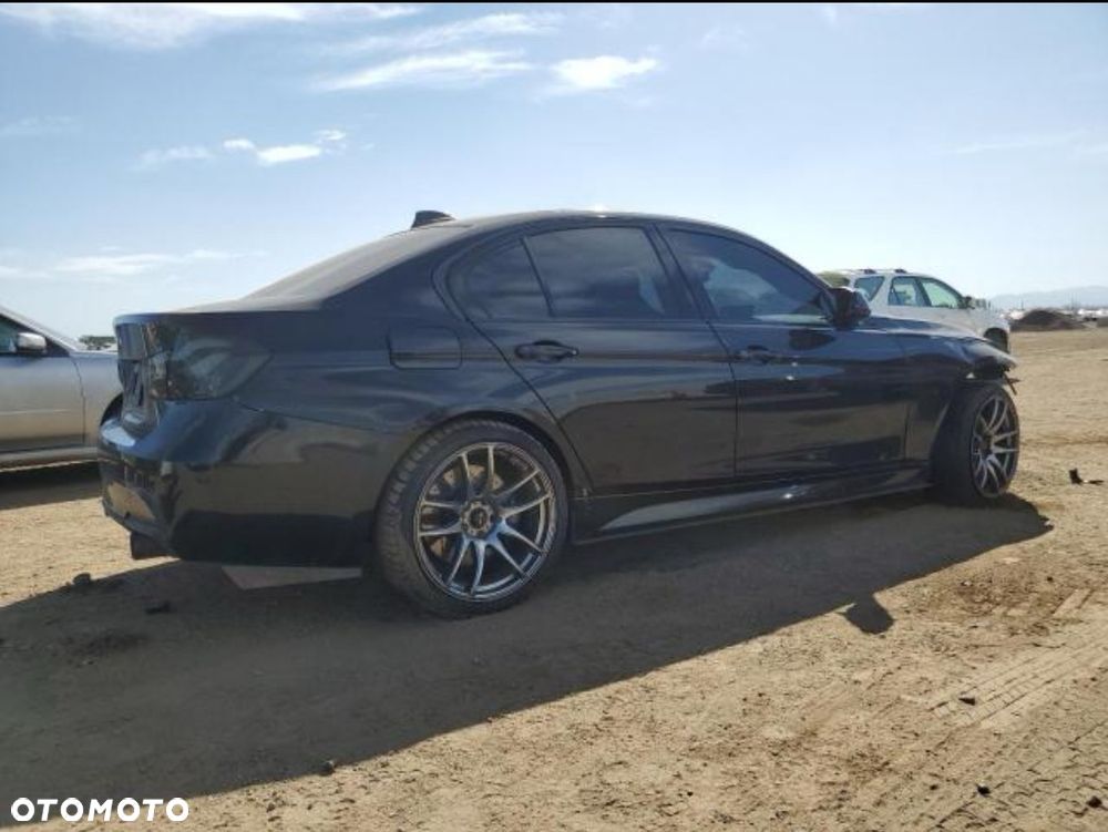 BMW Seria 3 335i - 3