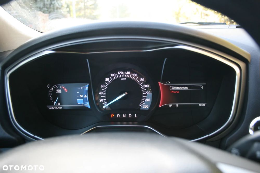 Ford Fusion - 18