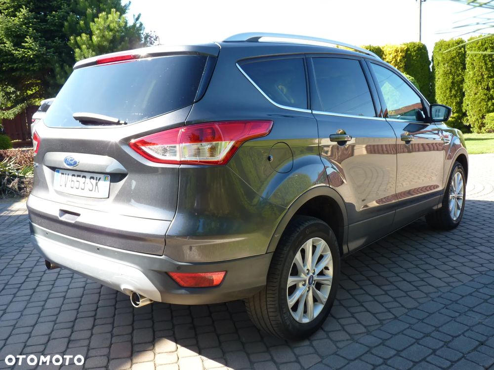 Ford Kuga 2.0 TDCi 2x4 Titanium - 10