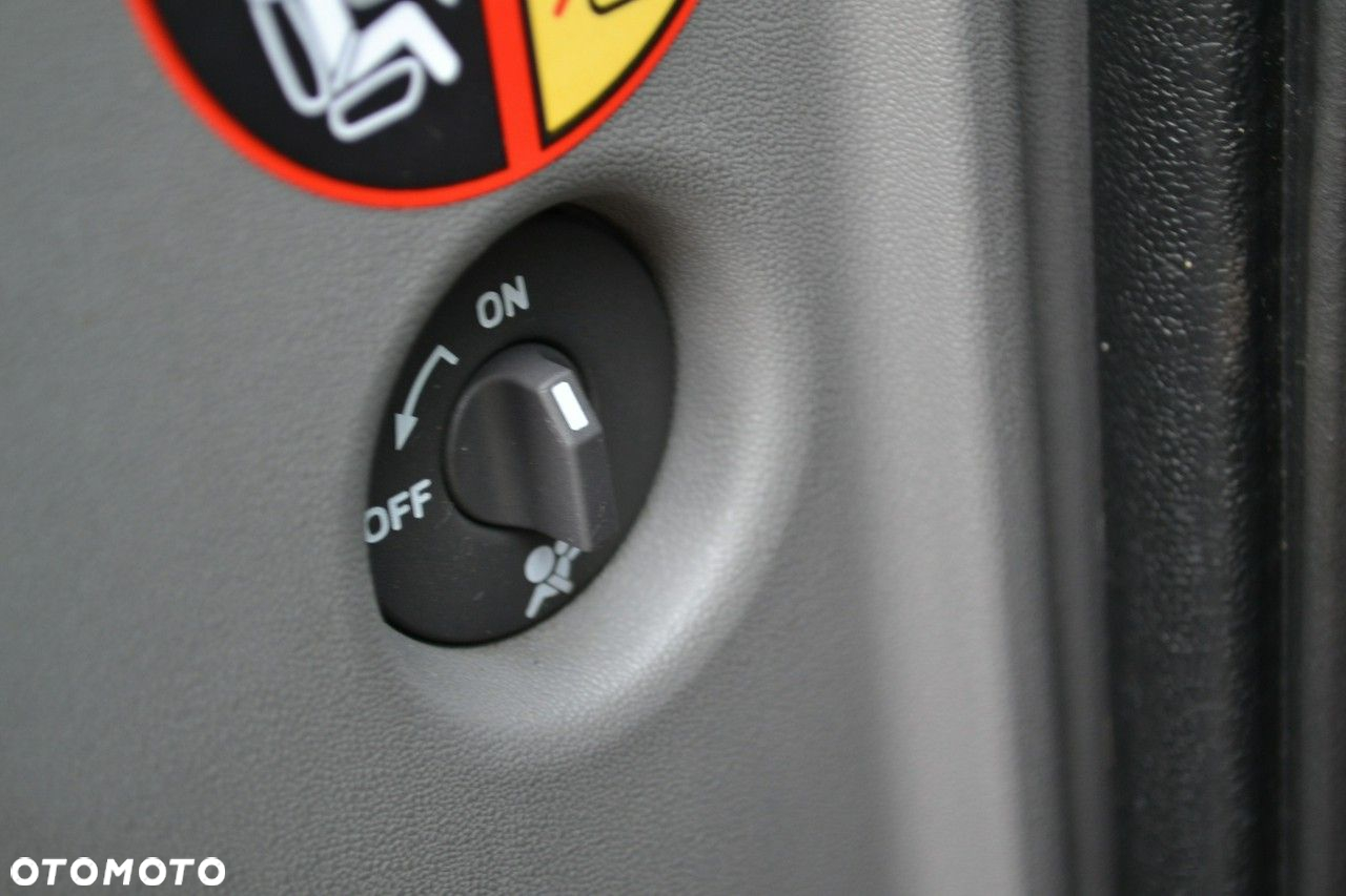 Renault Scenic Conquest - 23