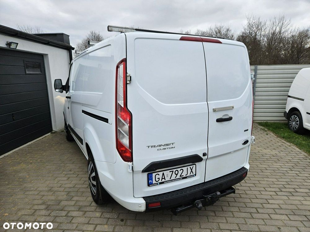 Ford Transit Custom - 15