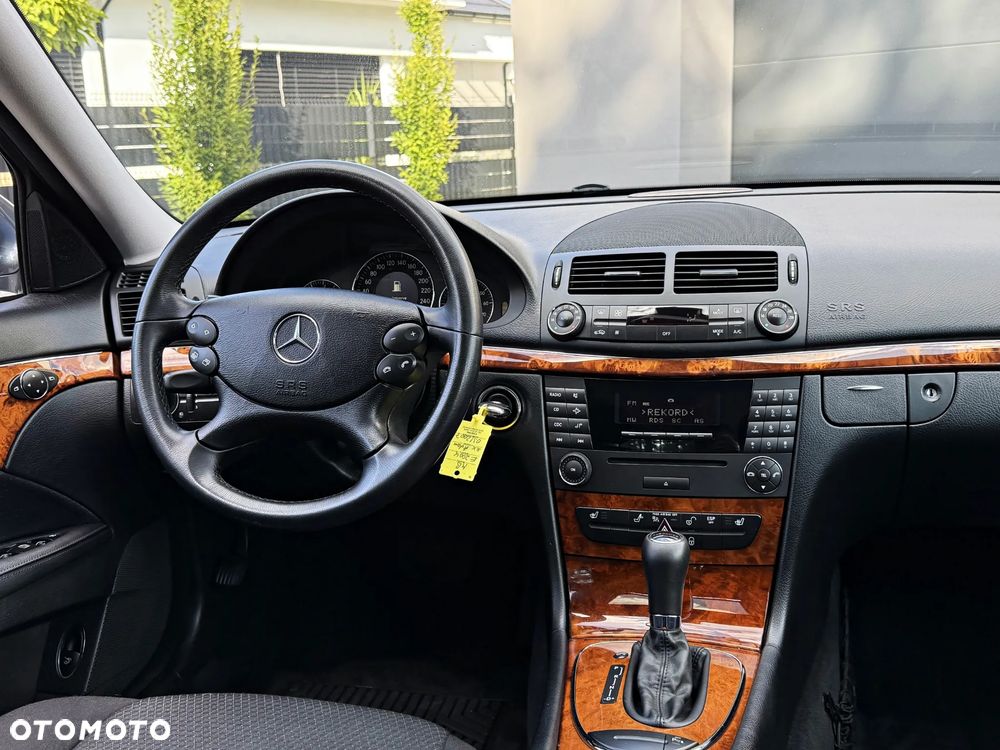 Mercedes-Benz Klasa E - 2